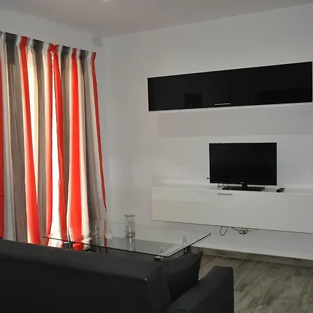 4b St. Michael's Court * Msida