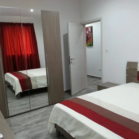 4b St. Michael's Court * Msida