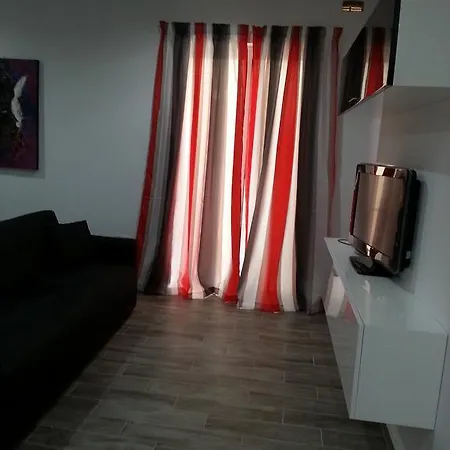 4b St. Michael's Court * Msida